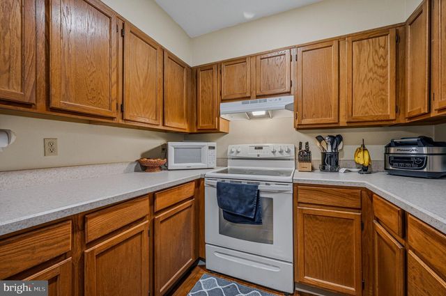 163 VALLEY CIRCLE, Newark, DE 19711