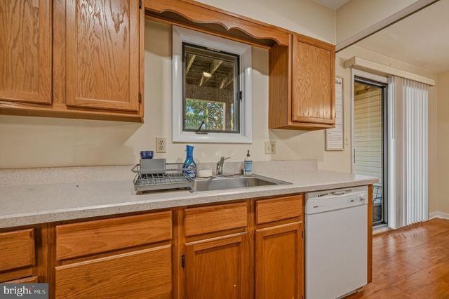 163 VALLEY CIRCLE, Newark, DE 19711