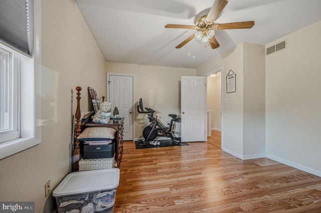 163 VALLEY CIRCLE, Newark, DE 19711