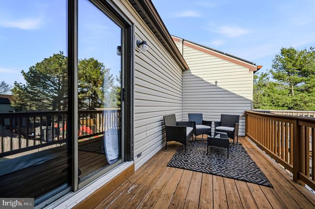 163 VALLEY CIRCLE, Newark, DE 19711