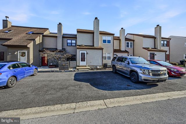 163 VALLEY CIRCLE, Newark, DE 19711