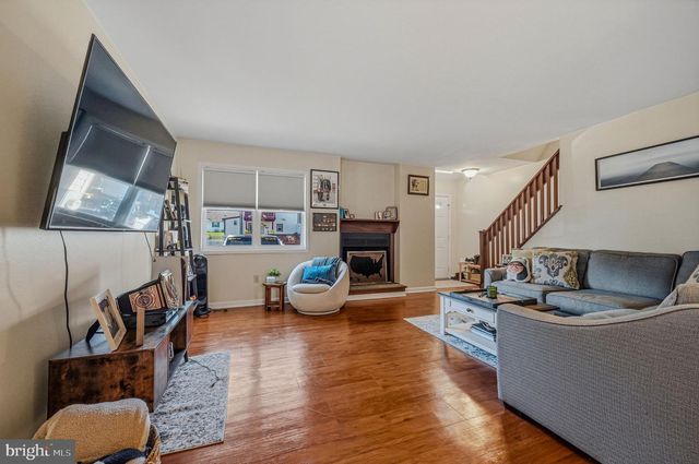 163 VALLEY CIRCLE, Newark, DE 19711