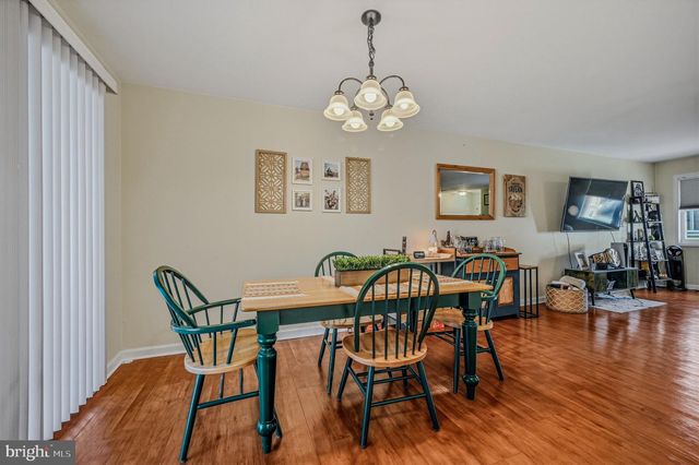 163 VALLEY CIRCLE, Newark, DE 19711