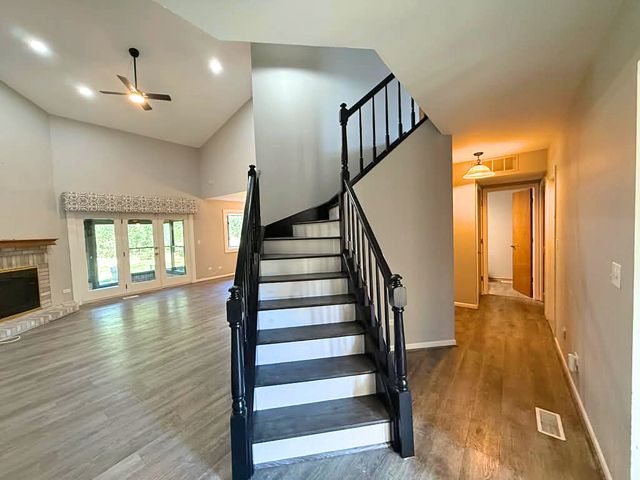 1661 Carmel Court, Hoffman Estates, IL 60169
