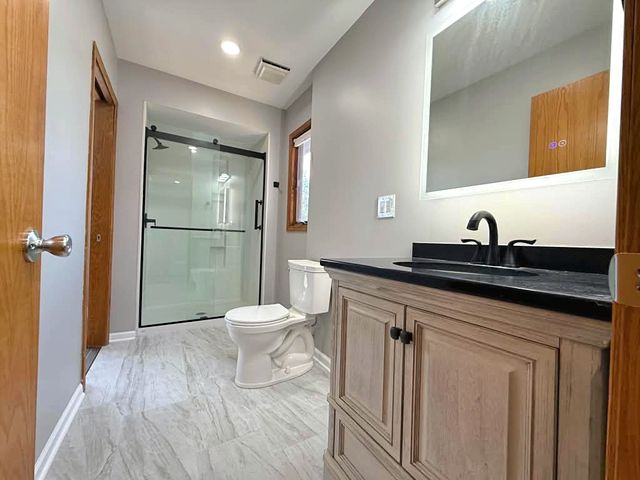 1661 Carmel Court, Hoffman Estates, IL 60169