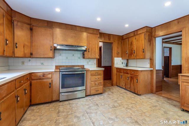 87 Giles Hill Road, Redding, CT 06896