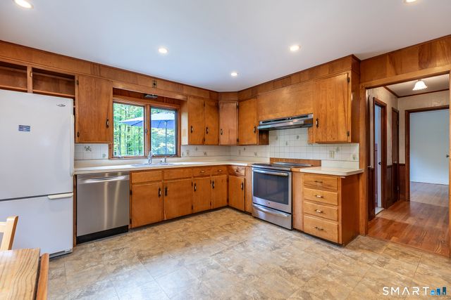 87 Giles Hill Road, Redding, CT 06896