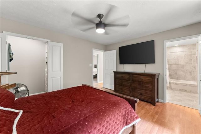 4311 Autumn Lake Drive, Buford, GA 30519