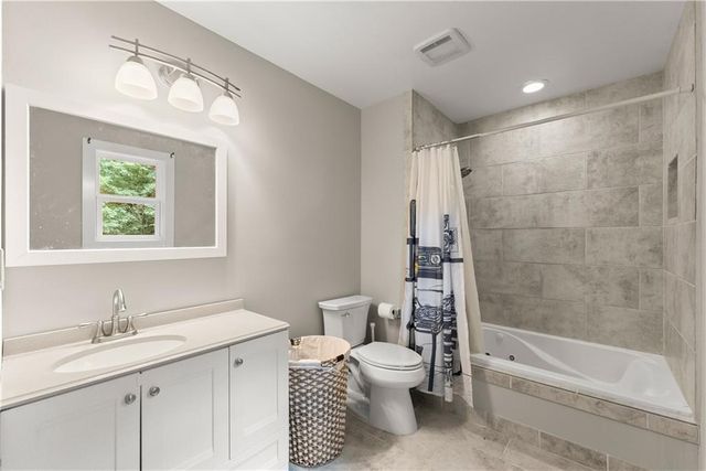 4311 Autumn Lake Drive, Buford, GA 30519
