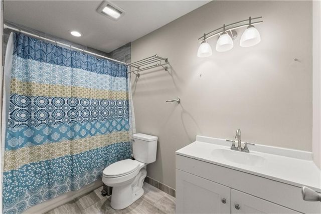 4311 Autumn Lake Drive, Buford, GA 30519