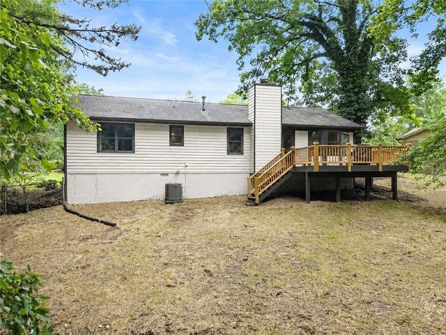 4311 Autumn Lake Drive, Buford, GA 30519