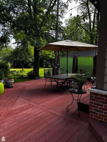 762 W Oakridge Streets, Ferndale, MI 48220