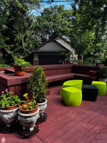 762 W Oakridge Streets, Ferndale, MI 48220