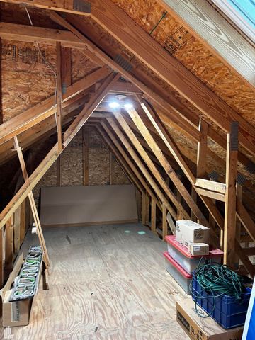 762 W Oakridge Streets, Ferndale, MI 48220