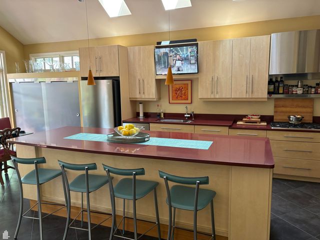 762 W Oakridge Streets, Ferndale, MI 48220
