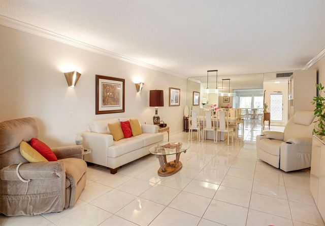 6650 S Oriole Boulevard 1030, Delray Beach, FL 33446