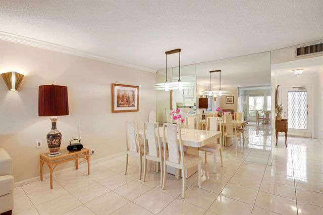 6650 S Oriole Boulevard 1030, Delray Beach, FL 33446