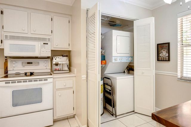 6650 S Oriole Boulevard 1030, Delray Beach, FL 33446