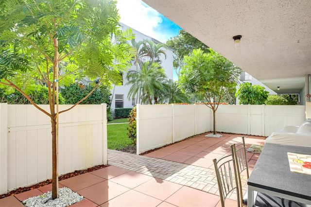 6650 S Oriole Boulevard 1030, Delray Beach, FL 33446