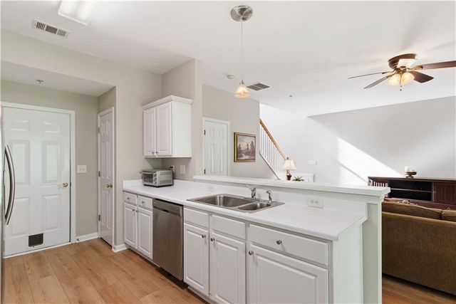 120 Regent Place, Woodstock, GA 30188