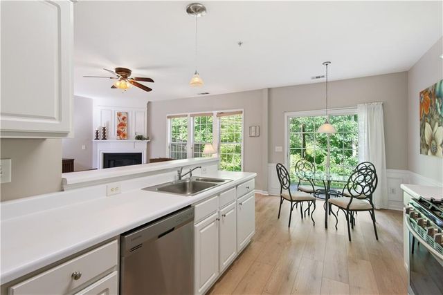 120 Regent Place, Woodstock, GA 30188