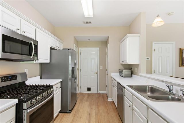 120 Regent Place, Woodstock, GA 30188