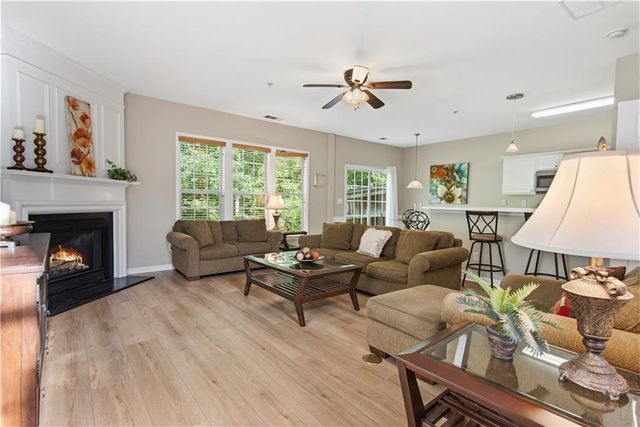 120 Regent Place, Woodstock, GA 30188