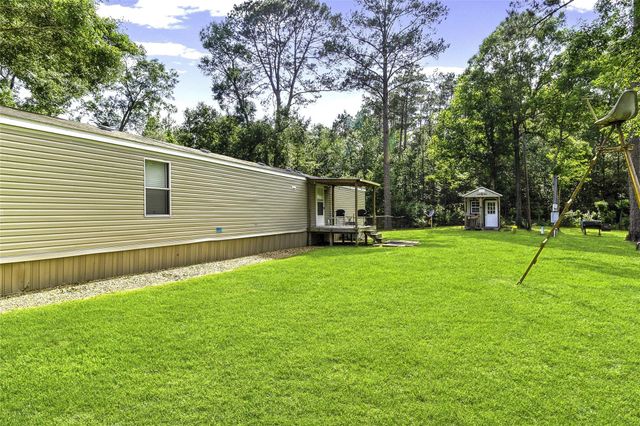 968 Oats Rd, Livingston, TX 77351