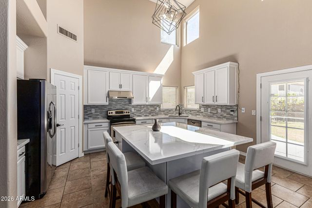 3519 E TONTO Drive, Gilbert, AZ 85298