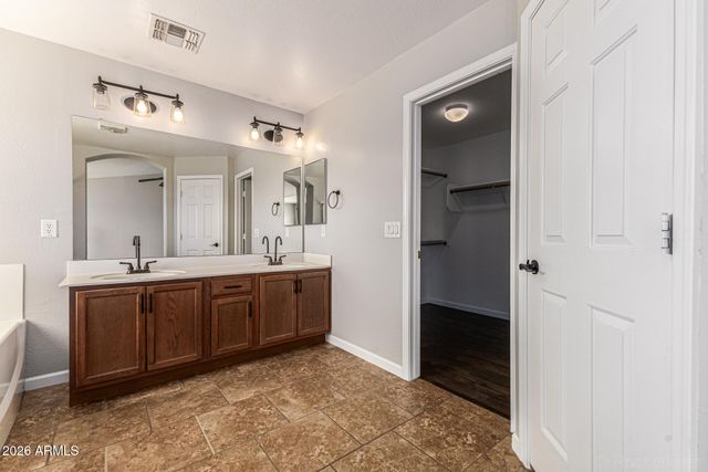 3519 E TONTO Drive, Gilbert, AZ 85298