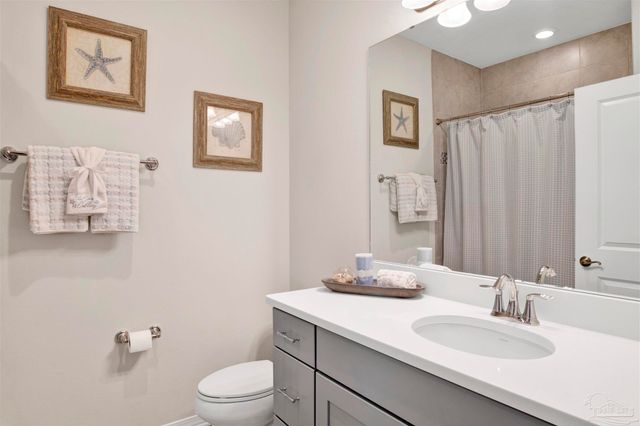 6641 Carlinga Dr, Perdido Key, FL 32507