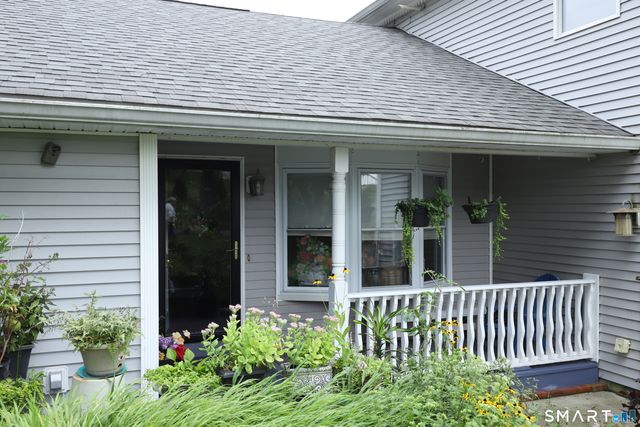 32 Benz Street, Ansonia, CT 06401