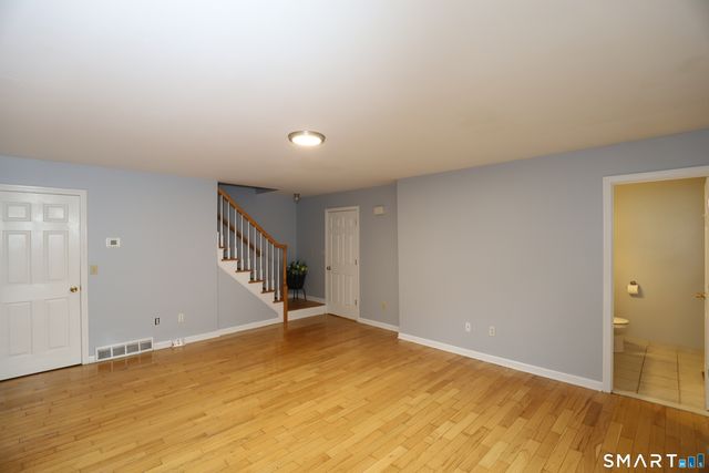32 Benz Street, Ansonia, CT 06401