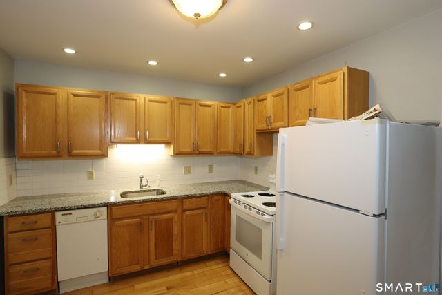 32 Benz Street, Ansonia, CT 06401