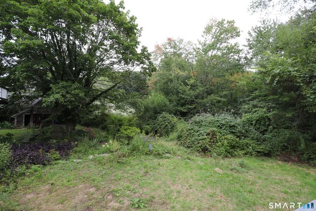 32 Benz Street, Ansonia, CT 06401