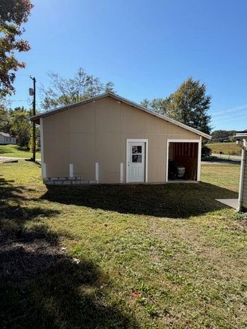 407 S Elm Street, Mountain View, MO 65548