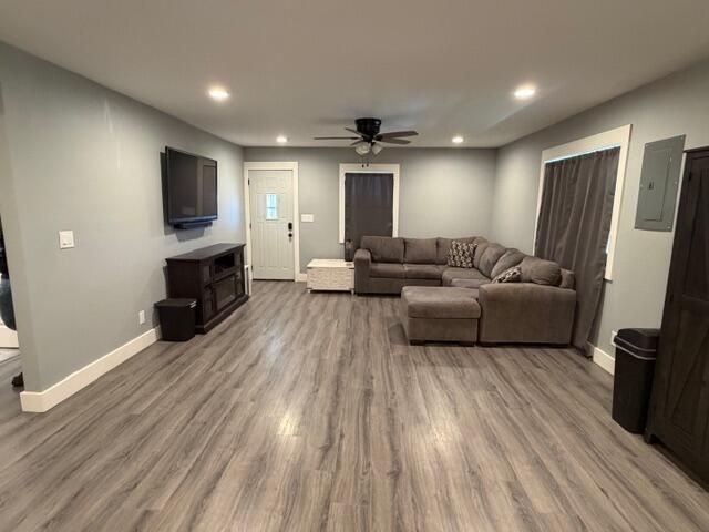 407 S Elm Street, Mountain View, MO 65548