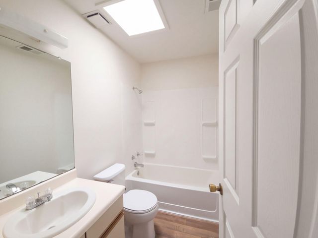 1890 Raspberry Drive NE, Rio Rancho, NM 87144