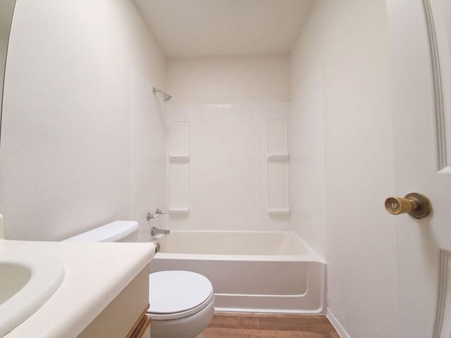 1890 Raspberry Drive NE, Rio Rancho, NM 87144