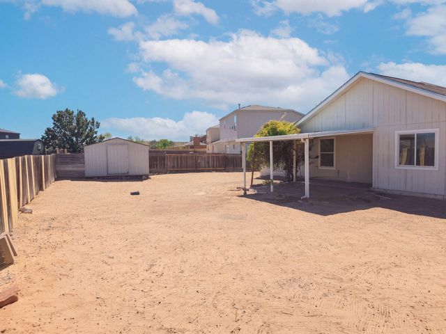 1890 Raspberry Drive NE, Rio Rancho, NM 87144