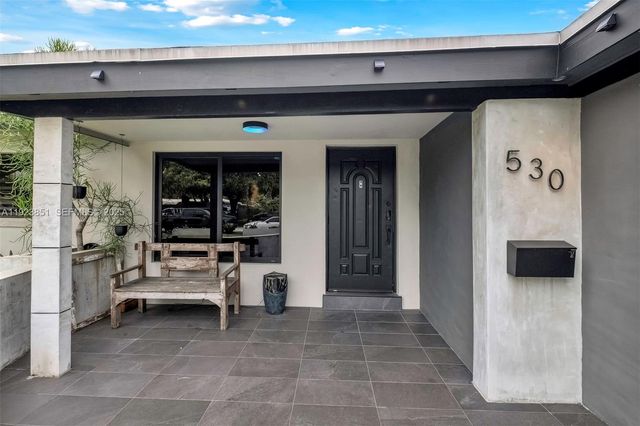 530 NW 39th St 1, Oakland Park, FL 33309