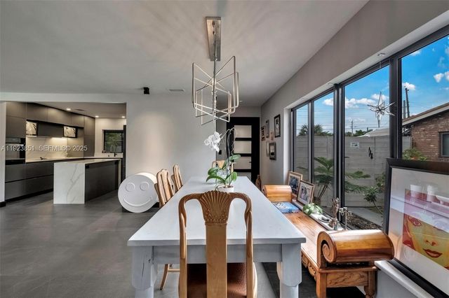 530 NW 39th St 1, Oakland Park, FL 33309