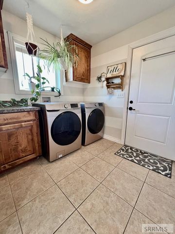 3889 E 12 N, Rigby, ID 83442