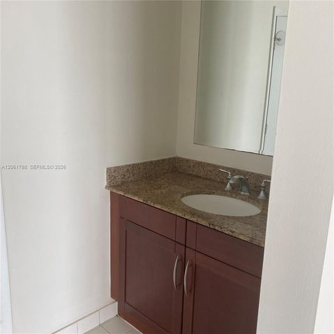 7275 SW 90th Way 509, Miami, FL 33156