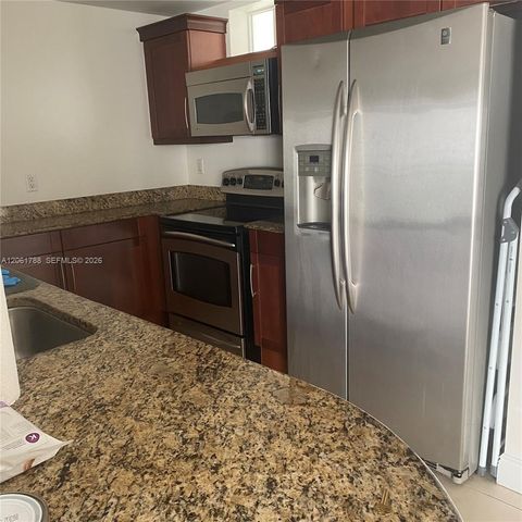 7275 SW 90th Way 509, Miami, FL 33156