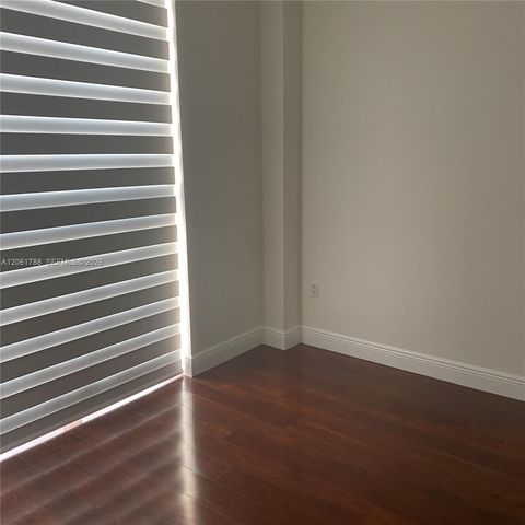 7275 SW 90th Way 509, Miami, FL 33156