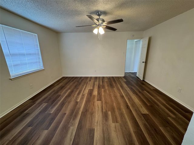 6225 Stardust Drive S, Watauga, TX 76148