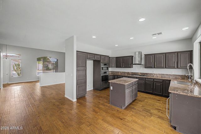 14756 W COLUMBUS Avenue, Goodyear, AZ 85395