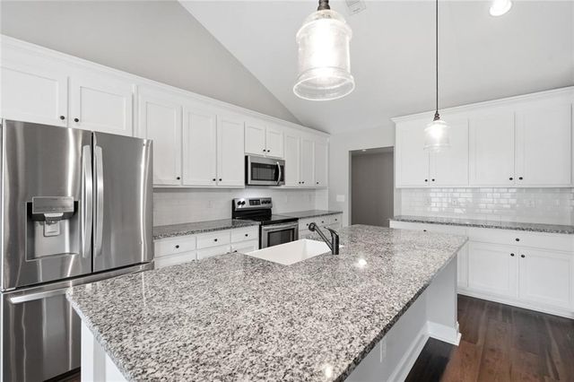 190 Marie Court, Bethlehem, GA 30620