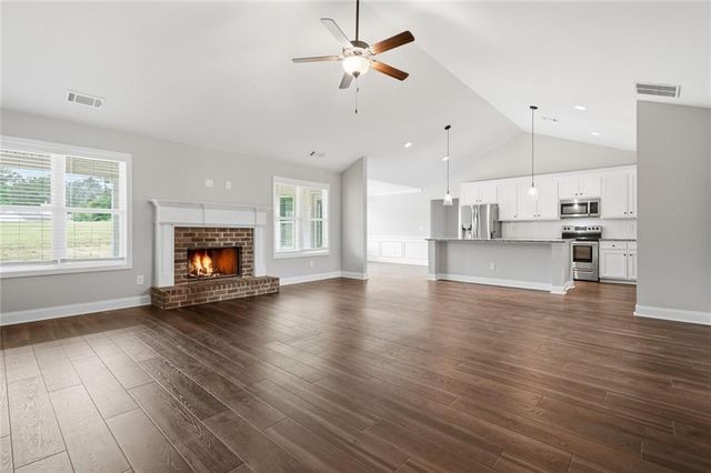 190 Marie Court, Bethlehem, GA 30620